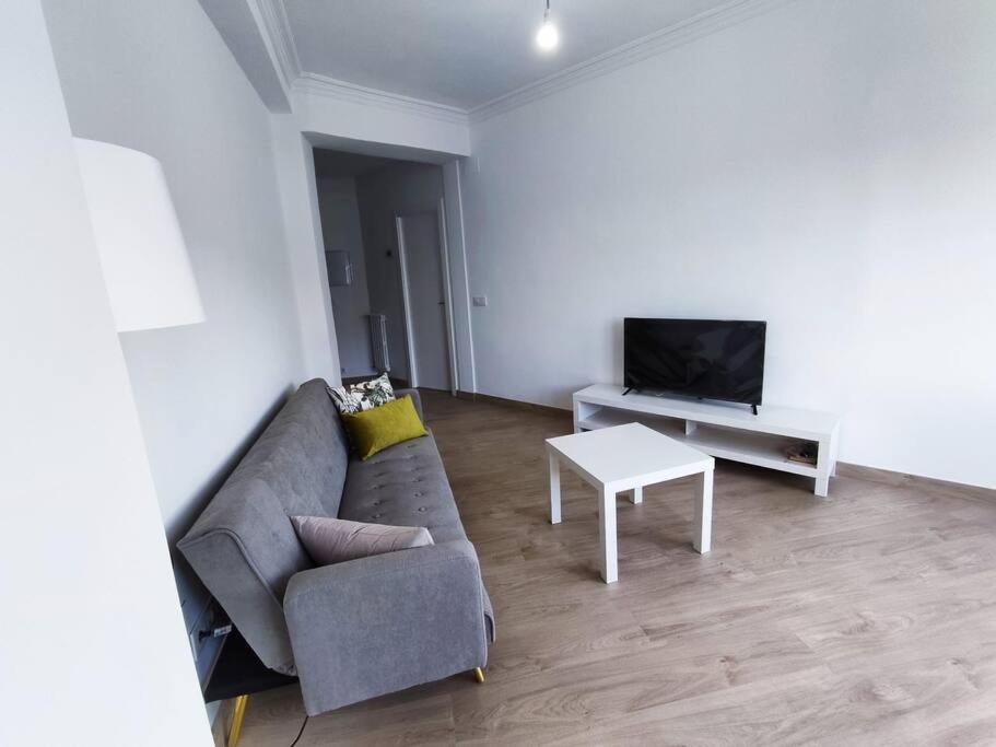 Marina Home Ourense Bagian luar foto